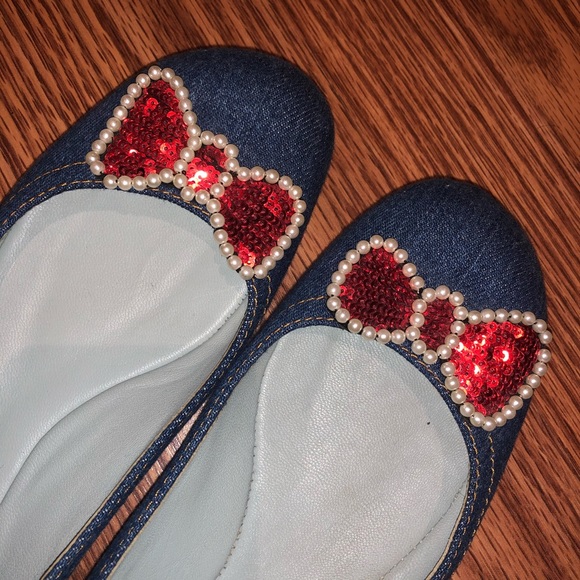 Marc Jacobs Denim Flats with Red Bow - Picture 5 of 7
